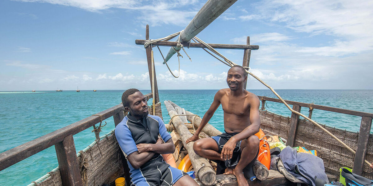pageblocks-diani-beach-men pageblocks-diani-beach-men